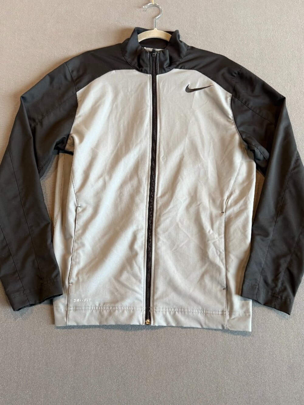 Nike Dri-FIT Full Zip Track Jacket Men’s Medium Gray Black Athletic